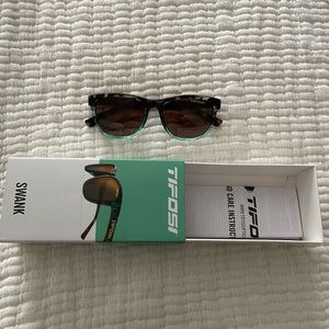 Tifosi Swank Sunglasses